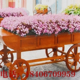 防腐木花车