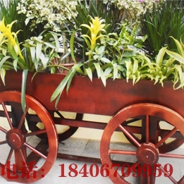 防腐木花车