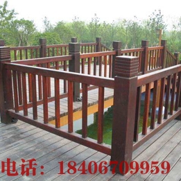 防腐木围栏